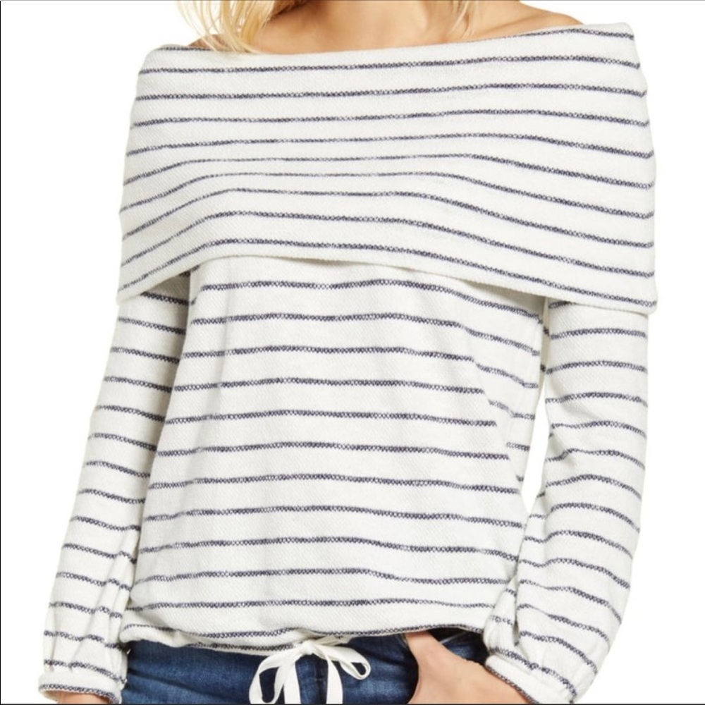 CASLON XS petite convertible off the shoulder top